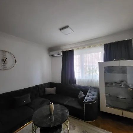 Farah Sarajevo